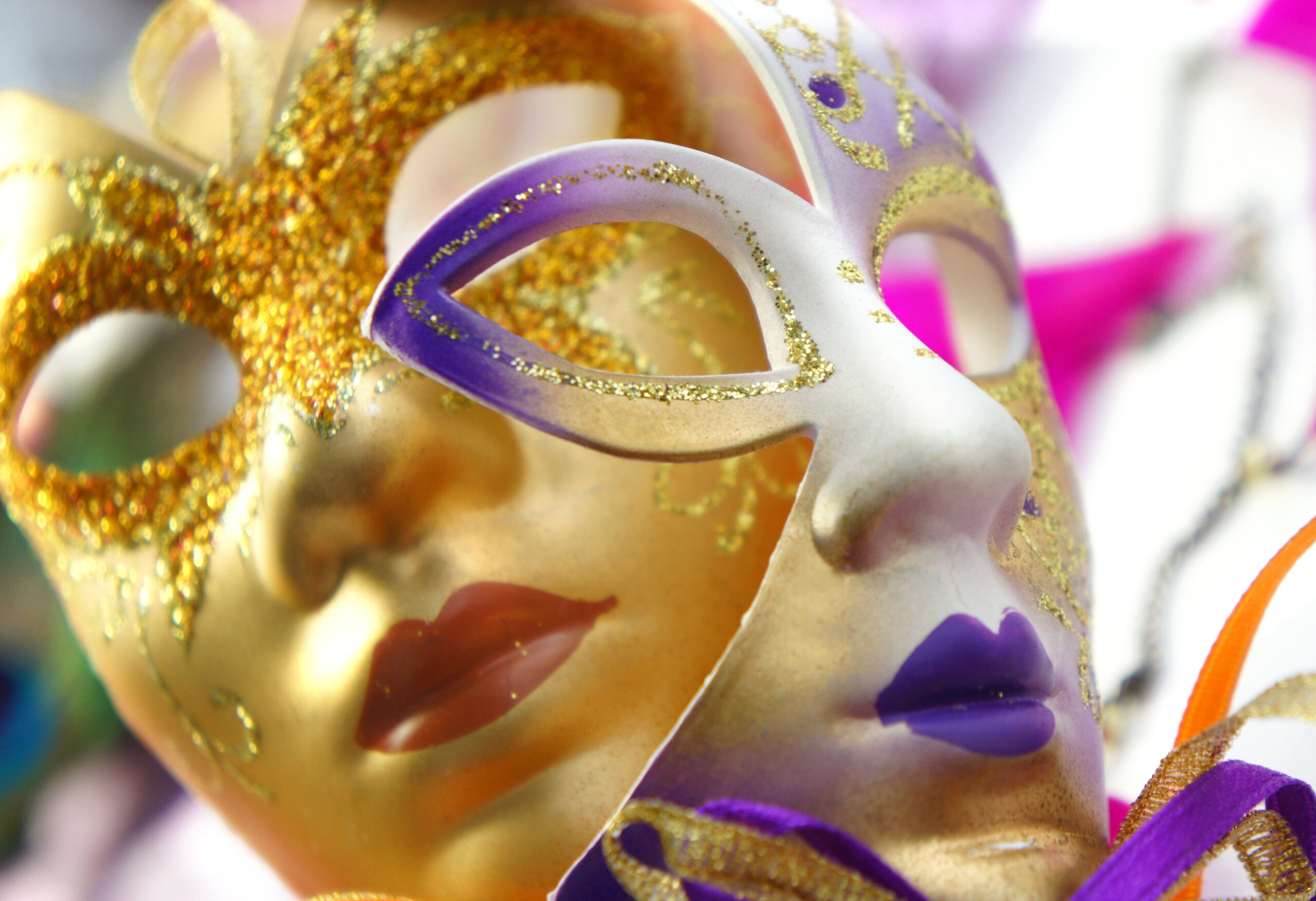 venetian-carnival-masks-venice-italy-scaled.