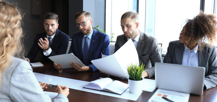 job-interview-with-the-employer-businessman-listen-to-candidate-answers-scaled