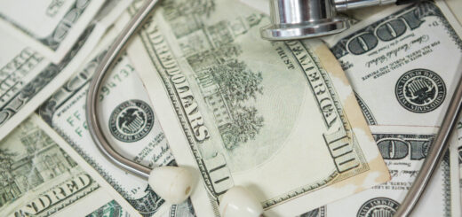 stethoscope-on-currency-note-scaled