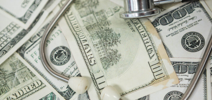 stethoscope-on-currency-note-scaled